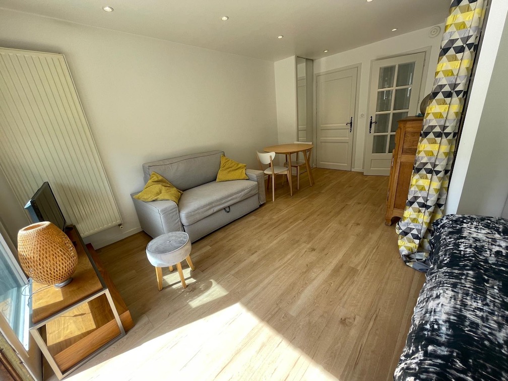 img Vue salon appartement